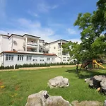 شقة Idyllisches Mit Kinderspielplatz Vor Dem Haus Und Nur 700 Meter Zum بوريتش