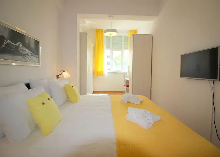 Idyllisches Mit Kinderspielplatz Vor Dem Haus Und Nur 700 Meter Zum Διαμέρισμα *